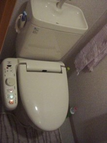 LIXIL　サティスＳタイプ手洗いカウンター付きに交換